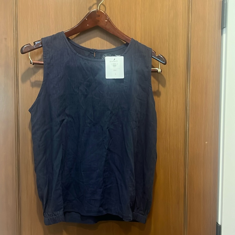 Navy Linen top with button (3) back closure